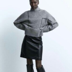 NWOT Zara Knit Turtleneck Sweater Gray Black Oversized Piping Detail Size S